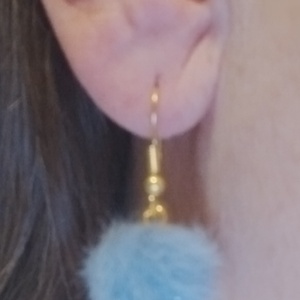 Pompon fülbevaló - ékszer - fülbevaló - lógós kerek fülbevaló - Meska.hu Pompon fülbevaló - ékszer - fülbevaló - lógós kerek fülbevaló - Meska.hu