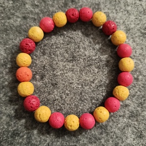 Láva kő gyöngy karkötő  - ékszer - karkötő - gyöngyös karkötő - Meska.hu