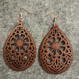 Sötétbarna fa fülbevaló  - ékszer - fülbevaló - lógó fülbevaló - Meska.hu