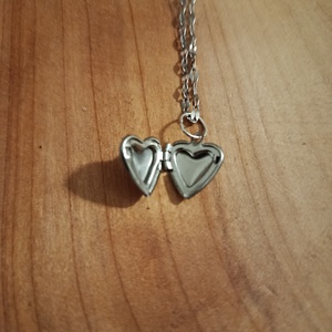  Nyitható medálos nyaklánc   - ékszer - nyaklánc - medálos nyaklánc - Meska.hu