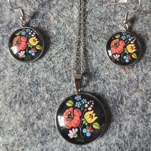 Üveg lencsés, orvosi acél nyaklánc és fülbevaló szett népi motívummal , Ékszer, Nyaklánc, Medálos nyaklánc, Ékszerkészítés, MESKA