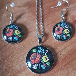 Üveg lencsés, orvosi acél nyaklánc és fülbevaló szett népi motívummal  - ékszer - nyaklánc - medálos nyaklánc - Meska.hu