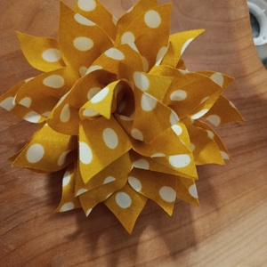 Napraforgós kitűző  - ékszer - kitűző és bross - Meska.hu