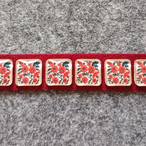 Karkötő palóc mintás üveg lencsével  - ékszer - karkötő - charm karkötő - Meska.hu