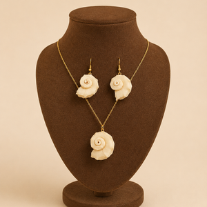 Tengeri csigaház nyaklánc és fülbevaló szett   - Meska.hu