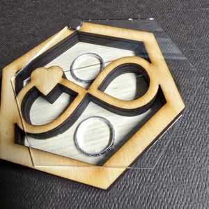 Hexagon gyűrűtartó doboz, plexivel  - esküvő - kiegészítők - gyűrűtartó & gyűrűpárna - Meska.hu