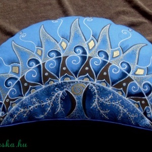 Holdpárna életfával - Meska.hu