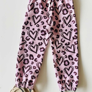 Szivecskés softshell nadrág  (98/104) - ruha & divat - babaruha & gyerekruha - nadrág - Meska.hu