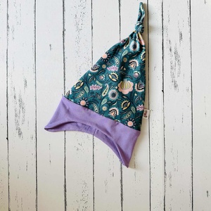 Virágos fülvédős sapka (50-52 cm) - ruha & divat - babaruha & gyerekruha - babasapka - Meska.hu