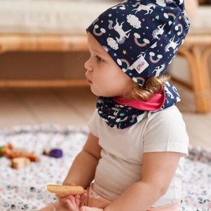 Szivecskés sapka-sál szett (48-50 cm) - baba - mama - babaruházat - babasapka - Meska.hu