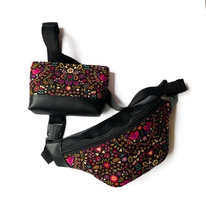 Övtáska madárkás népi motívummal, Táska & Tok, Övtáska, Varrás, MESKA