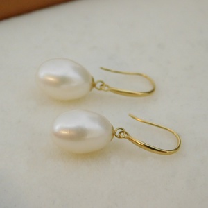 Gyöngy 18 K Arany Lógós Fülbevalók - Meska.hu