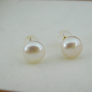 18 K Arany Gyöngy Fülbevalók - Fehér Gyöngyökkel, Ékszer, Fülbevaló, Pötty fülbevaló, Ékszerkészítés, MESKA