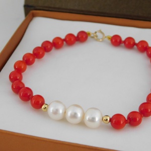 14 K Arany Korall Karkötő Gyöngyökkel 14 K Arany Golyókkal - ékszer - karkötő - gyöngyös karkötő - Meska.hu