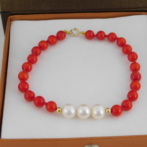 14 K Arany Korall Karkötő Gyöngyökkel 14 K Arany Golyókkal - ékszer - karkötő - gyöngyös karkötő - Meska.hu