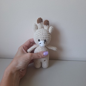 Horgolt amigurumi zsiráf - játék & sport - plüssállat & játékfigura - zsiráf - Meska.hu