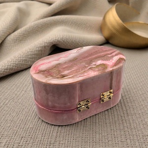 Ovális ékszerdoboz � púder rózsaszín kvarc ihletéssel - ékszer - ékszertartó - ékszerdoboz - Meska.hu