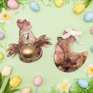 Húsvéti dekoráció szett � epoxi tojásalátét és függődísz, tyúk motívum - Meska.hu