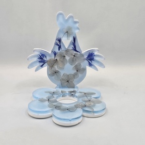 Húsvéti tojásalátét tyúk figurával � epoxi, valódi szárított virágok - Meska.hu