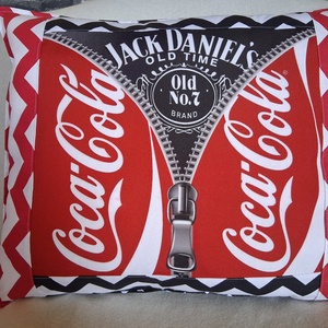 Jack Daniels Coca-Cola díszpárna, Otthon & Életmód, Lakástextil, Párna & Párnahuzat, Díszpárna (belsővel együtt), Varrás, MESKA