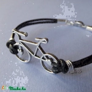 Biciklis karkötő -  - Meska.hu