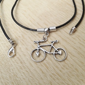 Biciklis nyaklánc -  - Meska.hu
