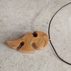 Tribal olajfa unisex amulett műbőr zsinórral - ékszer - nyaklánc - medálos nyaklánc - Meska.hu