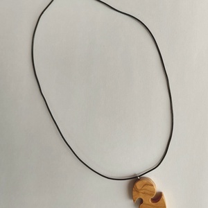 Tribal olajfa unisex amulett műbőr zsinórral - ékszer - nyaklánc - medálos nyaklánc - Meska.hu