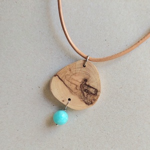 Olajfa amulett / nyaklánc türkizszínű jáde ásvánnyal - Meska.hu