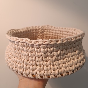 Horgolt kosár - otthon & életmód - dekoráció - asztal és polc dekoráció - asztaldísz - Meska.hu