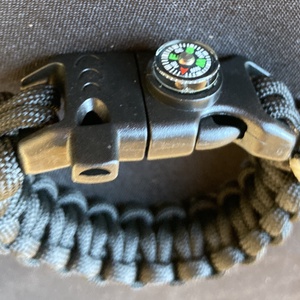 Paracord Túlélő karkötő gyerekeknek - diy (csináld magad) - egységcsomag - Meska.hu