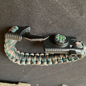 Paracord Túlélő karkötő  - ékszer - karkötő - Meska.hu
