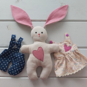 Öltöztethető  nyuszika - játék & sport - plüssállat & játékfigura - nyuszi - Meska.hu