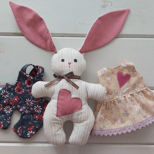 Öltöztethető  nyuszika - játék & sport - plüssállat & játékfigura - nyuszi - Meska.hu