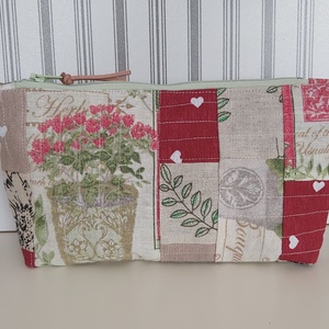 Gyógynövényes, virágos  patchwork tolltartó, neszesszer - otthon & életmód - papír, írószer - tolltartó & ceruzatekercs - Meska.hu