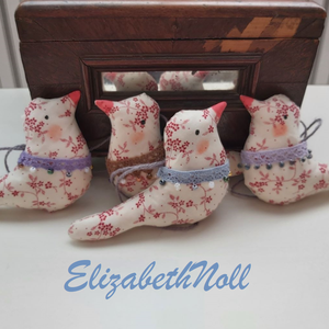 Gyöngyös, csipkés kismadarak - Meska.hu