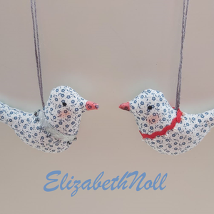 Gyöngyös, csipkés kismadarak - otthon & életmód - dekoráció - ajtó- és ablak dekoráció - ablakdísz - Meska.hu