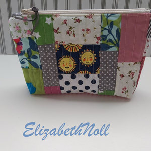 Napocskás patchwork tolltartó, neszesszer, Otthon & Életmód, Papír, írószer, Tolltartó & Ceruzatekercs, Patchwork, foltvarrás, Varrás, MESKA