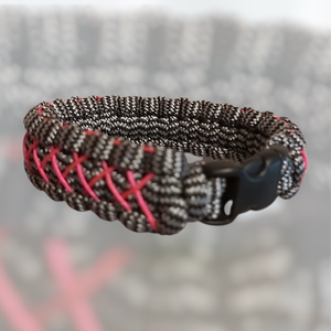 Paracord karkötő - ékszer - karkötő - fonott karkötő - Meska.hu