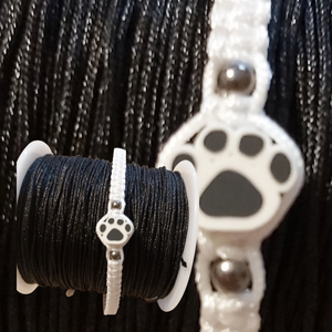 Tappancsos karkötő - ékszer - karkötő - fonott karkötő - Meska.hu