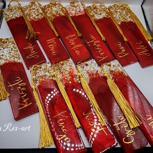 Könyvjelző névvel - Meska.hu