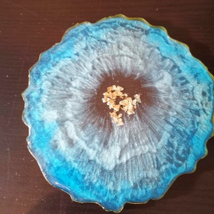 Asztaldísz.  Támogatás egy csészéhez.  Epoxi gyantával. 12 cm, Karácsony, Karácsonyi lakásdekoráció, Ünnepi asztaldekoráció, Mindenmás, Meska