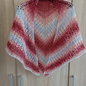 Lehelet - Kézzel kötött csipke vállkendő - ruha & divat - sál, sapka, kendő - vállkendő - Meska.hu