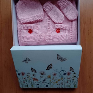 Kézzel kötött babaszett - baba - mama - babalátogató ajándékcsomag - Meska.hu