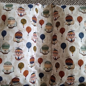 Vidám mintás autós kényelmi párna/utazópárna szett - Meska.hu