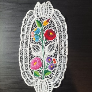 Kalocsai mintás riselt terítő - 29 x 15,5 cm - Meska.hu