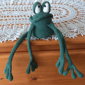 Durci béka - kézzel horgolt amigurumi figura - Meska.hu