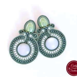 Óriás zöld sujtás fülbevaló alkalmi - ékszer - fülbevaló - klipsz - Meska.hu