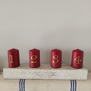 Fa adventi asztalközép  asztaldísz gyertyatartó- koptatott fehér  - esküvő - dekoráció - gyertya & gyertyatartó - Meska.hu