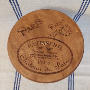 Tortatál tortaállvány natur fa színben Paris - otthon & életmód - konyhafelszerelés, tálalás - sütés, főzés - sütidísz - Meska.hu